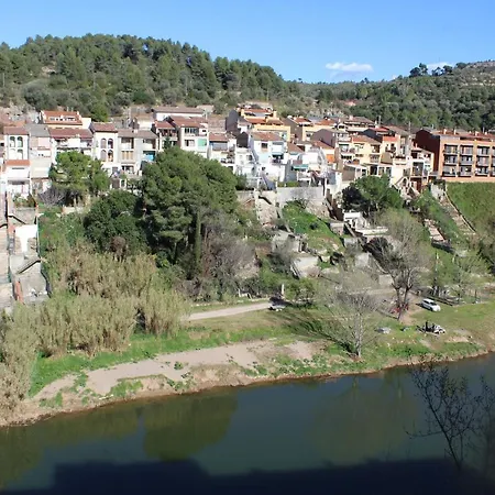 El Raco Al Riu De Montserrat *